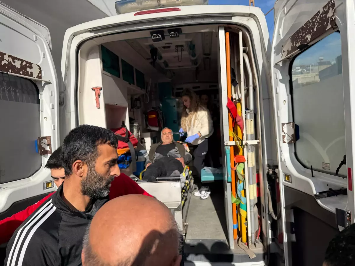 Adana'da Dayısını Tabancayla Vuran Şüpheli Kaçtı