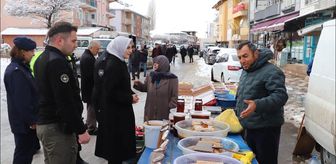 Sulusaray Kaymakamı Safiye Orhan, pazar yerini ziyaret etti