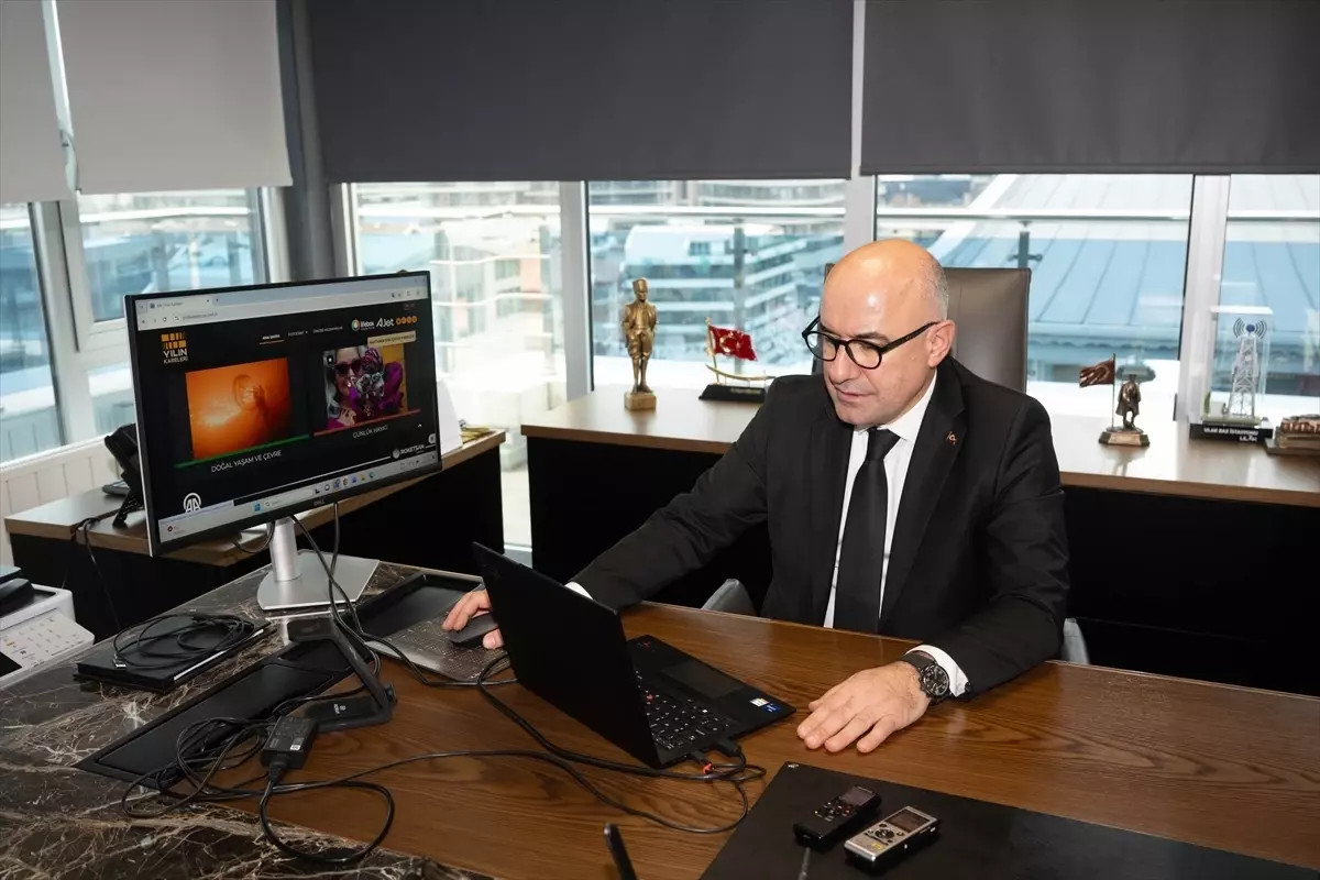 ULAK Haberleşme Genel Müdürü Kömürcü, AA'nın 'Yılın Kareleri' oylamasına katıldı