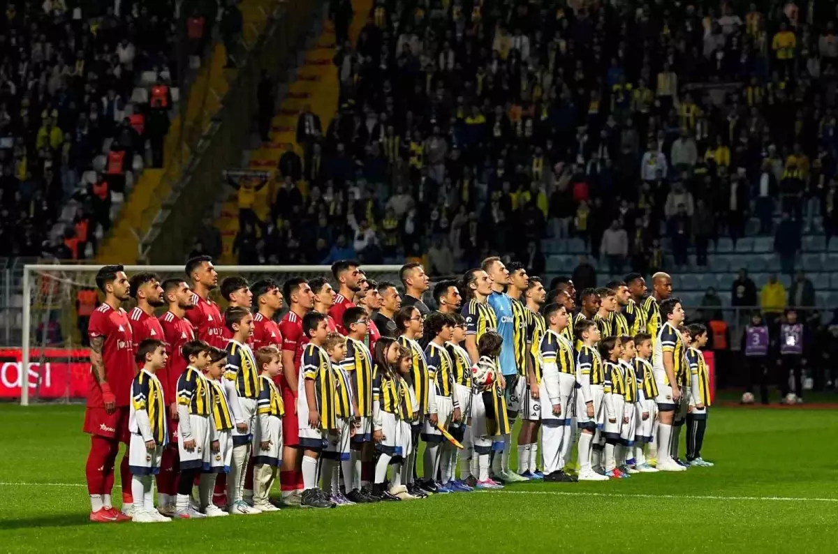 Fenerbahçe, Ziraat Türkiye Kupası'nda Beyoğlu Yeni Çarşı ile Karşılaşıyor