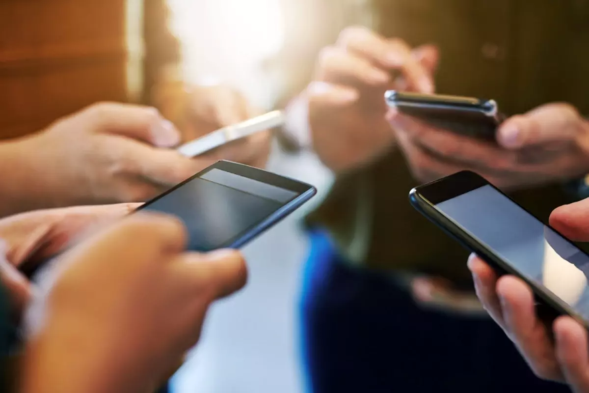 Avustralya'da 16 yaş altında sosyal medya yasağı kapsamında, yaklaşık 4,7 milyon hesap kapatıldı