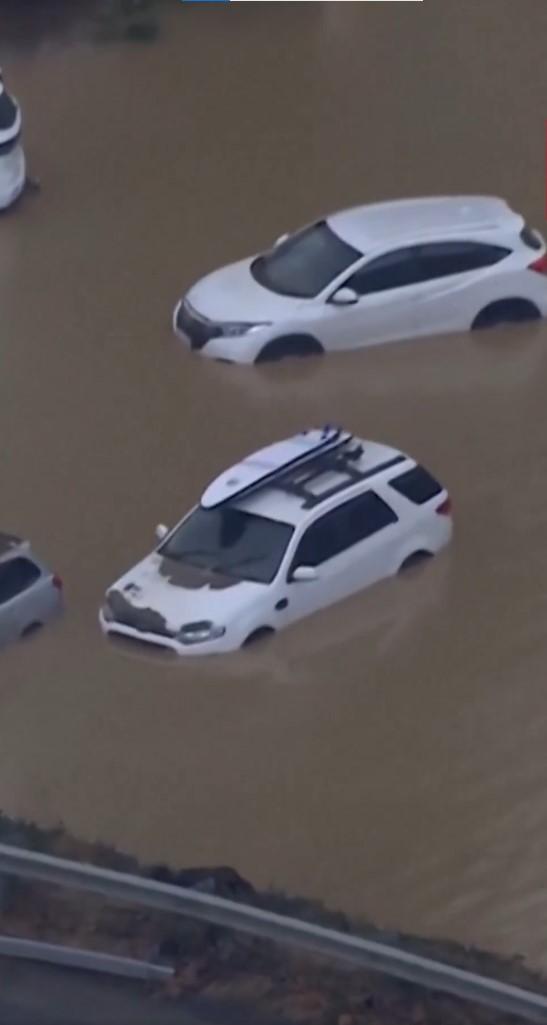 avustralya nin victoria eyaletini sel vurdu 19466417 7973 m