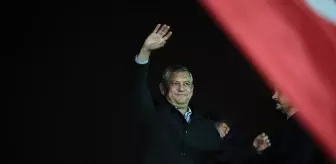 CHP Genel Başkanı Özel, partisinin Beşiktaş mitinginde konuştu Açıklaması