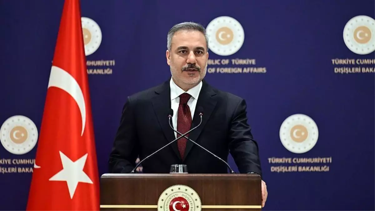 AKP Sözcüsü Çelik: 'İran'a müdahale bölge için olumsuz sonuçlar doğurur'