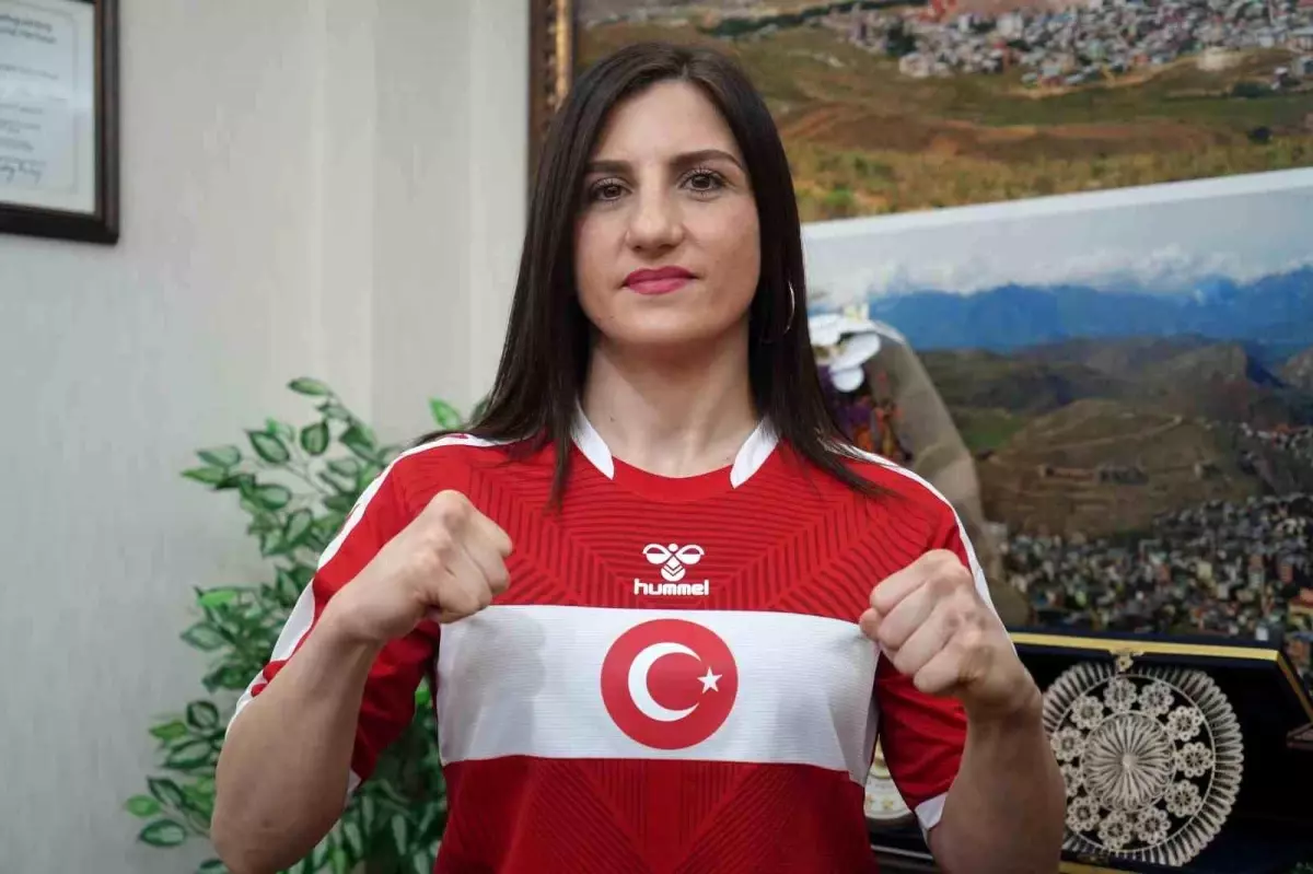 Dünya şampiyonu Turhan ilk unvan koruma maçına 31 Ocak'ta çıkıyor