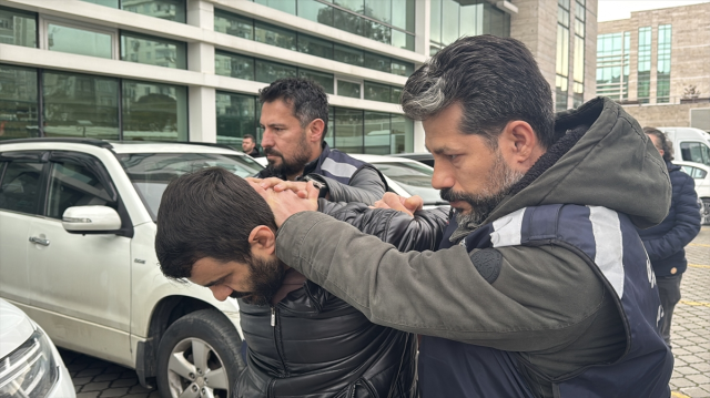 eski esini rahatsiz ettigini one surdugu kisiyi 19467094 6095 m