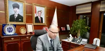 Giresun Valisi Serdengeçti, AA'nın 'Yılın Kareleri' oylamasına katıldı