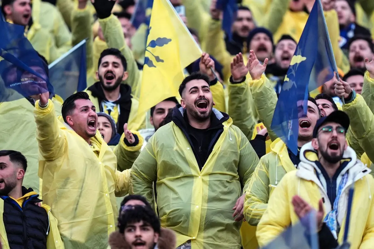 İki günde kasa dolup taştı! Fenerbahçe'ye yağmurluklardan yağmur gibi gelir