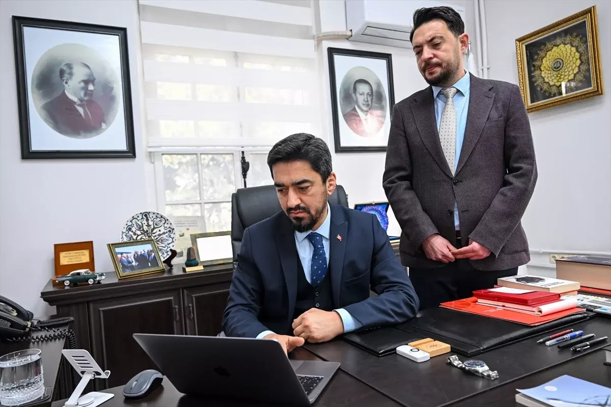 İletişim Başkanlığı Adana Bölge Müdürü Yalınız, AA'nın 'Yılın Kareleri' oylamasına katıldı