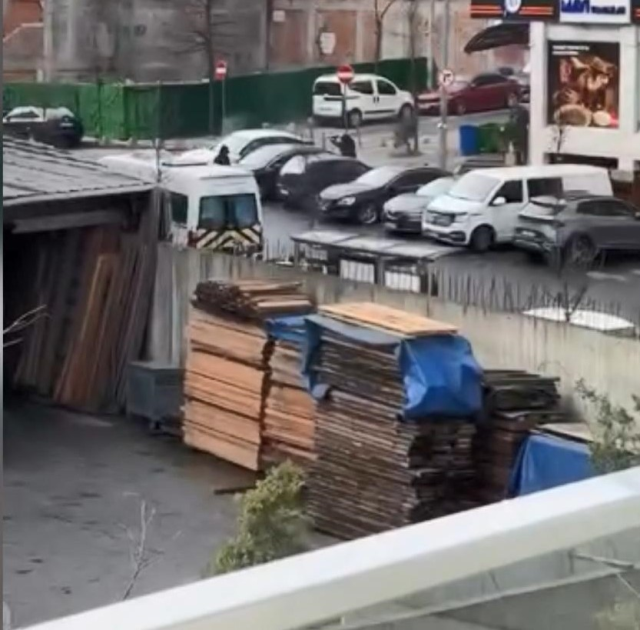 istanbul un ortasinda suikast kursun yagdirdilar 19465702 2547 m