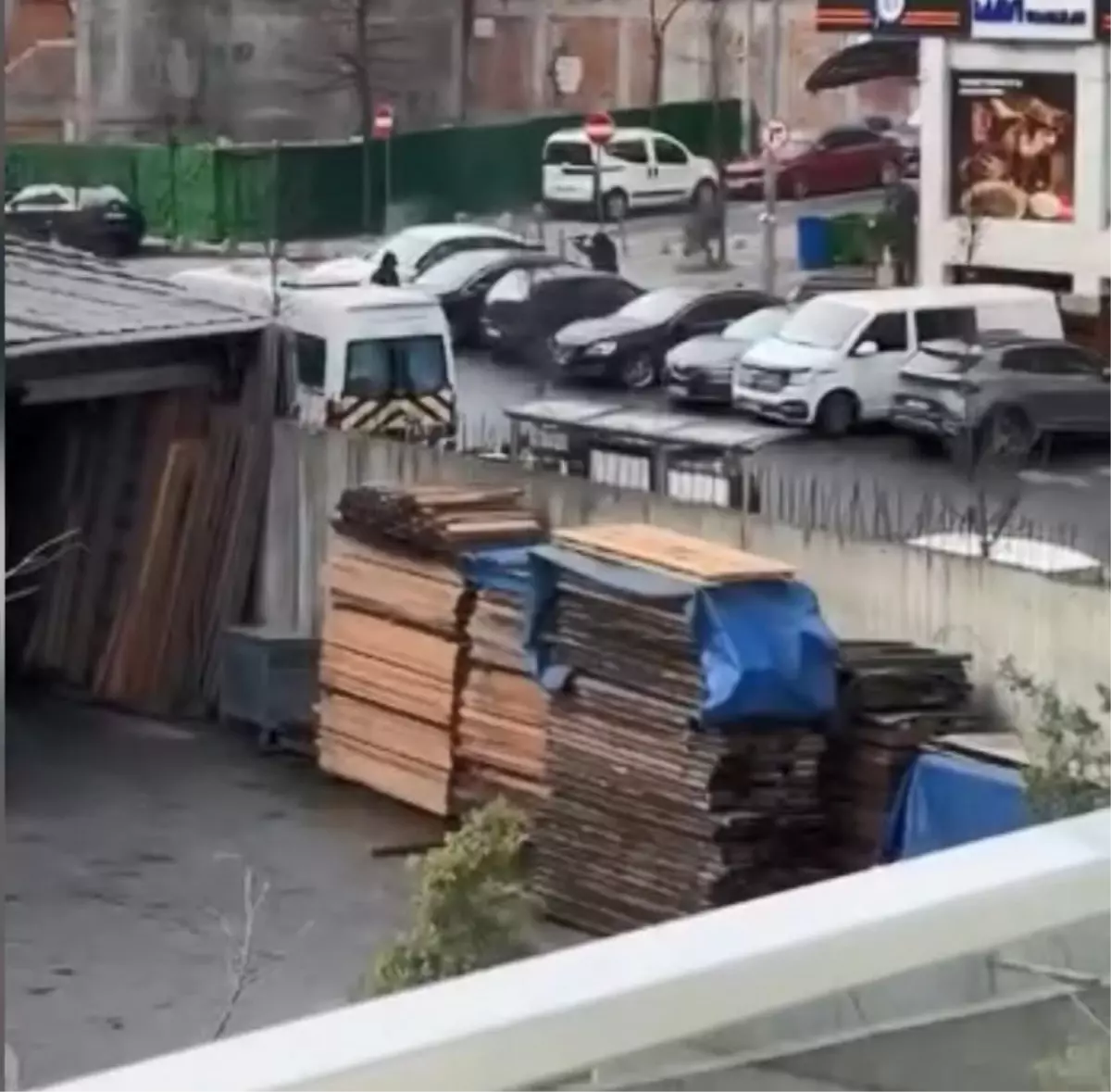 Kağıthane'de Otomatik Silahlı Saldırı: Bir Yaralı