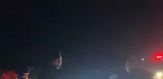 Kars'ta kar ve tipi nedeniyle yolda kalan 9 araç kurtarıldı