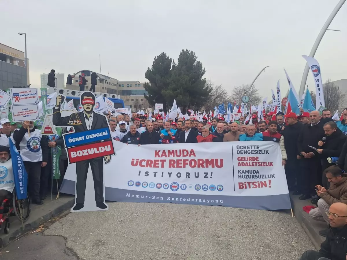 Memur-Sen'den 'Kamuda ücret reformu' açıklaması