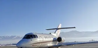 Muş'ta tedavi gören hasta, ambulans uçakla Ankara'ya sevk edildi