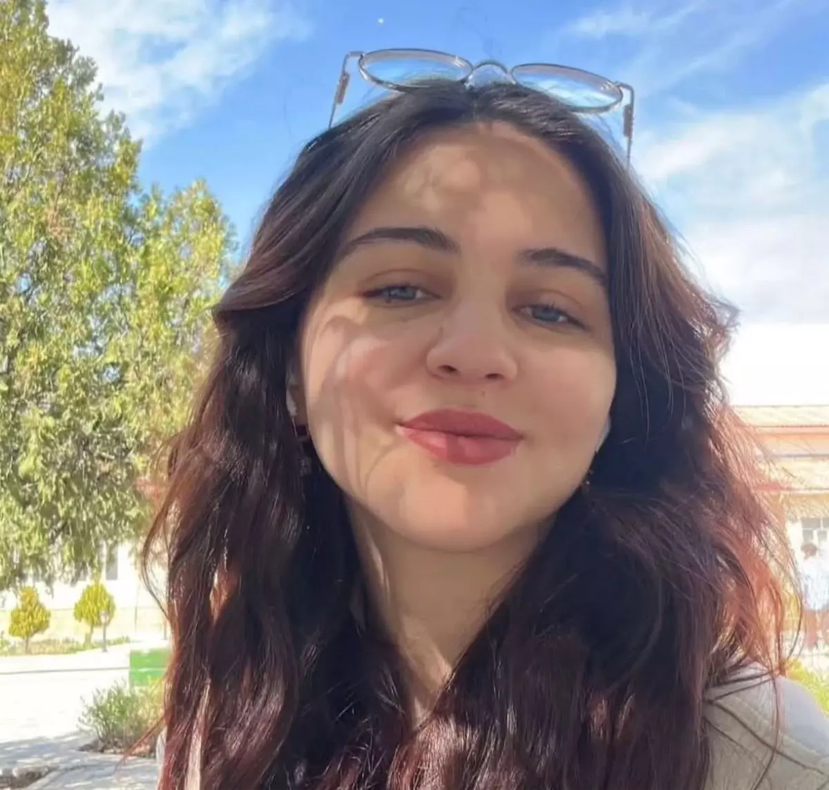 Azerbaycan'da Üniversite Öğrencisi Büşra Aksu Evde Ölü Bulundu