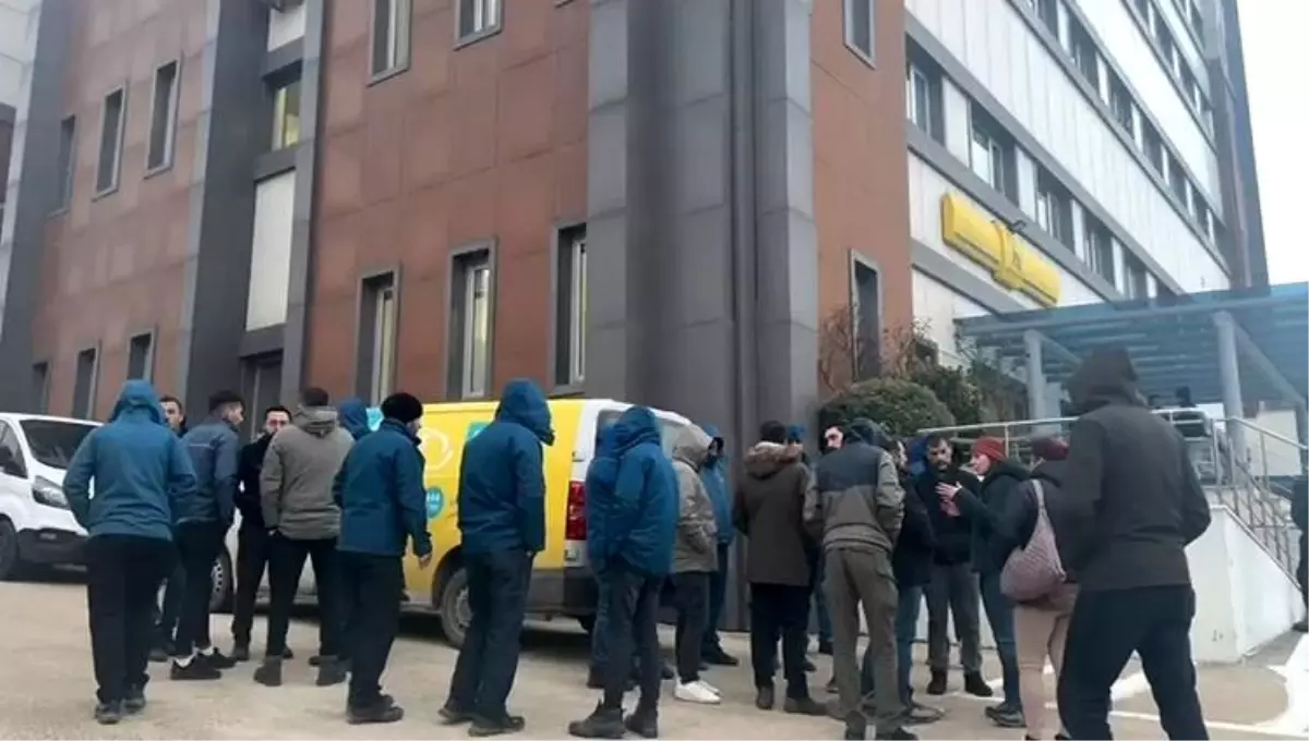 PTT'de iş bırakma eylemi