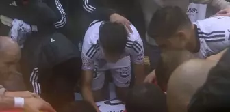 Tarihi maçtan sonra viral olan görüntü