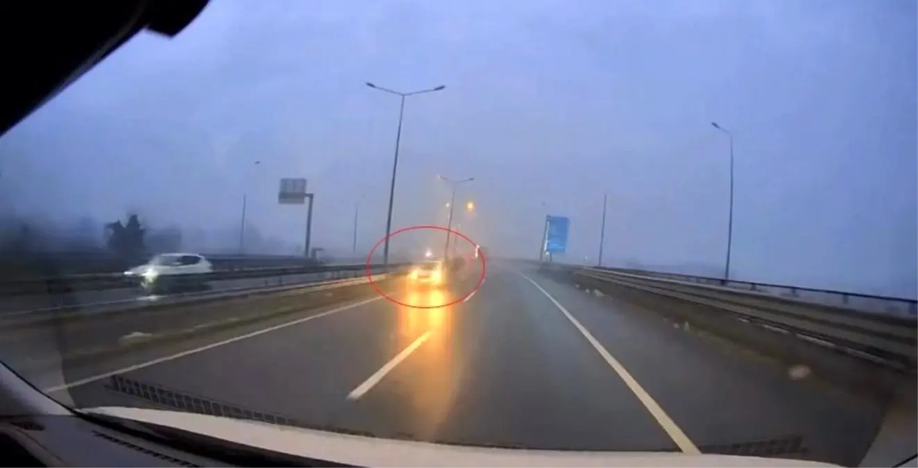 Ters şeritten gelen otomobil ortalığı birbirine kattı