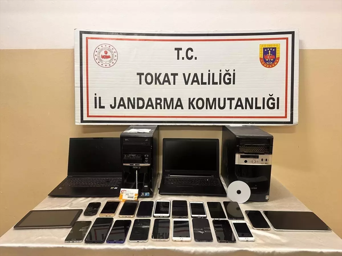 Tokat'ta yasa dışı bahis ve dolandırıcılık operasyonunda 9 zanlı tutuklandı