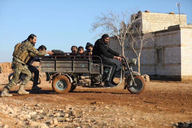 turk akinci tiha lar halep in deyr hafir kentinde 19467425 3144 m