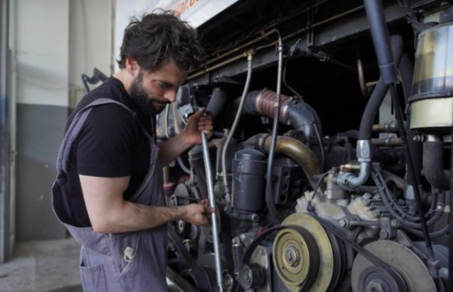 Veliaht 17. bölüm tek parça full HD izleme linki var mı?