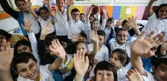 Yarın (16 Ocak) karneler saat kaçta alınacak? Karne günü ne zaman? Sömestr karneleri ne zaman alınacak, yarıyıl tatili kaç gün sürecek?