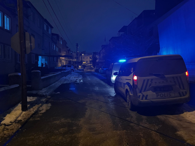 1 5 yasindaki bebek yataginda olu bulundu 19468018 2198 m