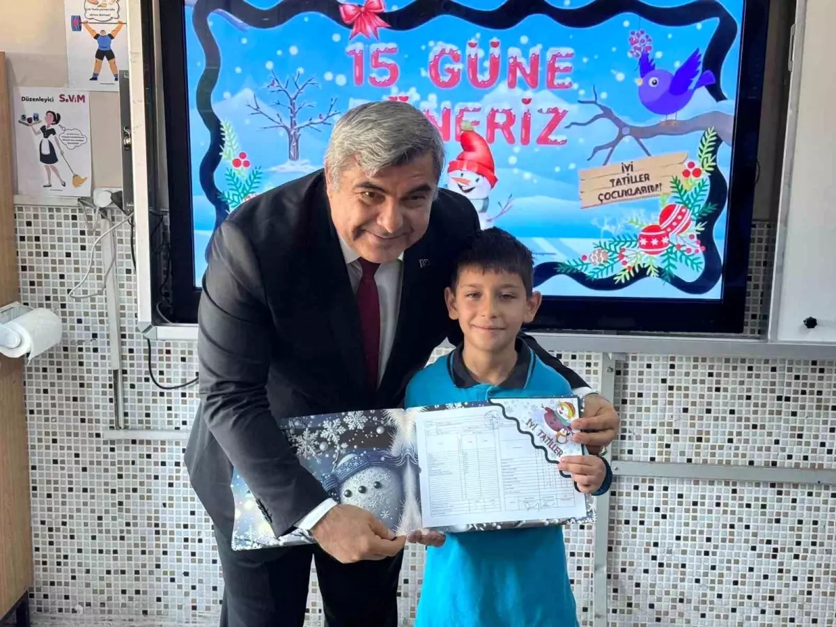 Afyonkarahisar'da 143 bin öğrenci yarıyıl tatiline girdi