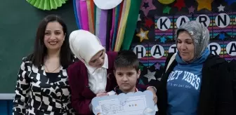 Bakan Göktaş, babası Pençe-Kilit Harekatı'nda şehit olan öğrencinin karne törenine katıldı Açıklaması