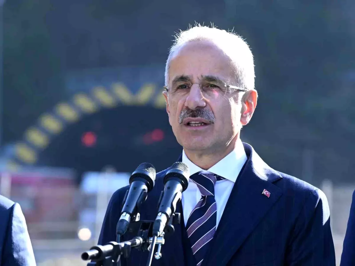 Bakan Uraloğlu: "Aksaray-Ortaköy-6. Bölge Hududu yolunun en önemli etaplarından biri olan Ortaköy Çevre Yo...