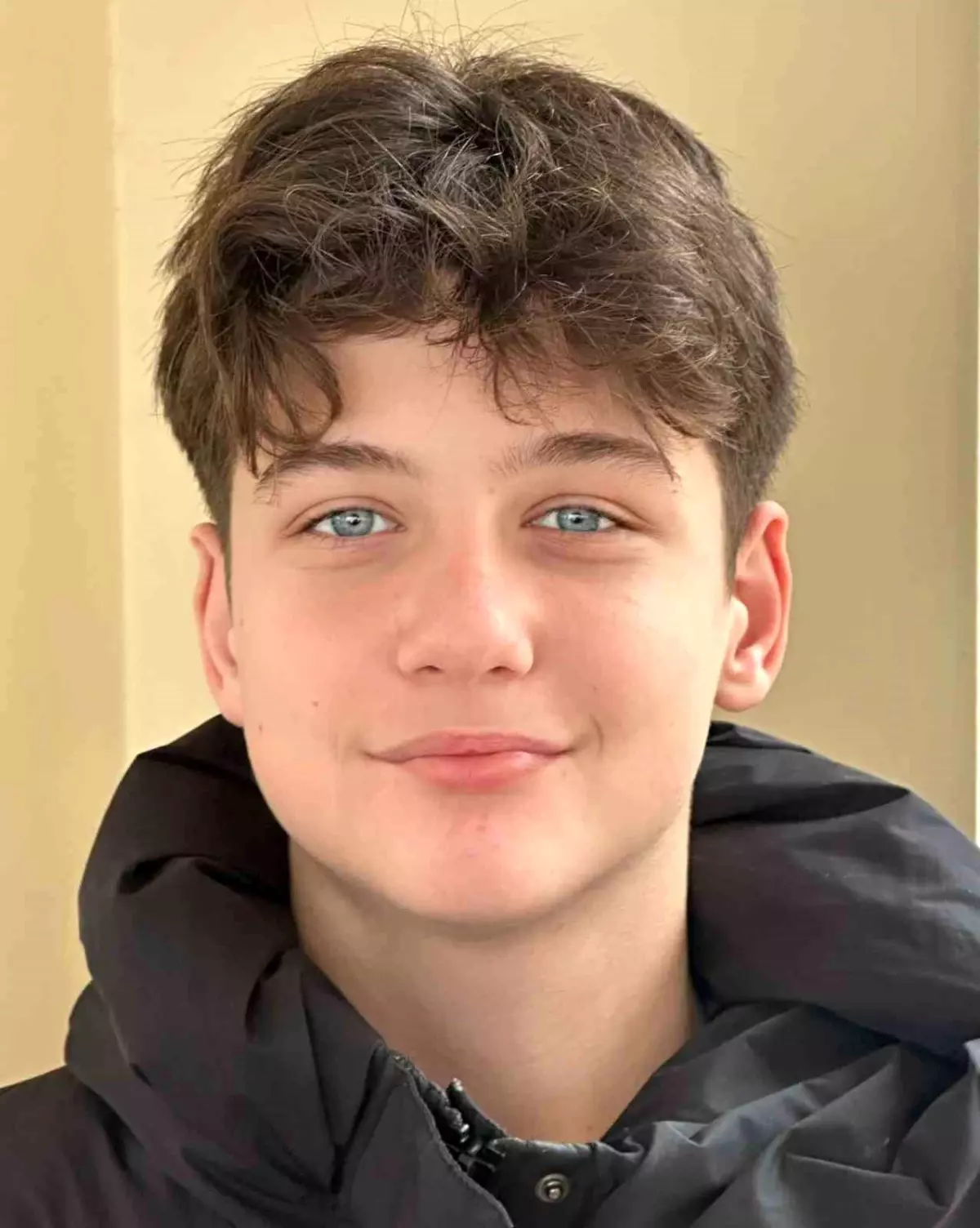 Güngören'de "yan baktın" kavgası cinayetle bitti: 16 yaşındaki Atlas'ın bıçaklandığı an kamerada