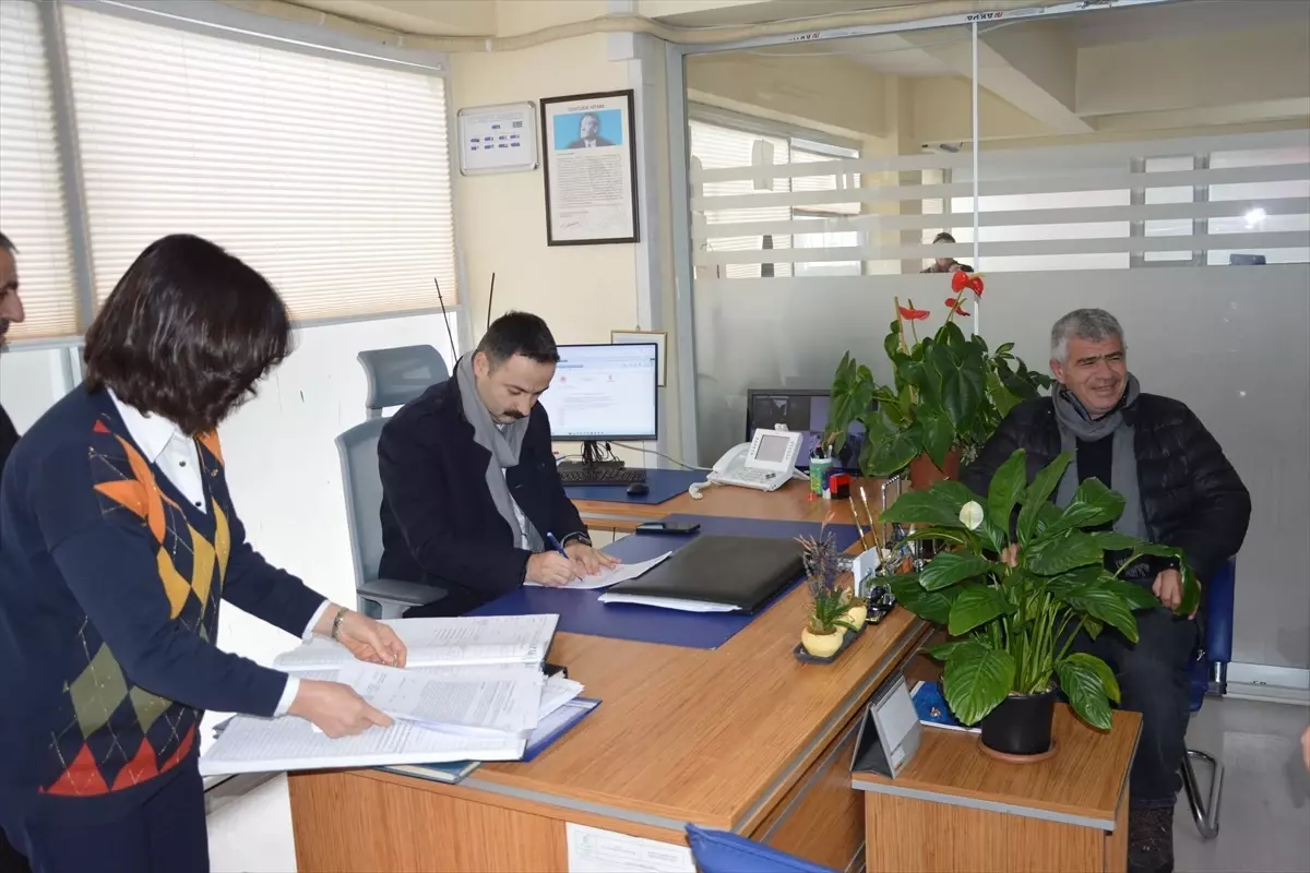 Havza OSB'de üretime yeni geçen fabrikanın tapusu verildi