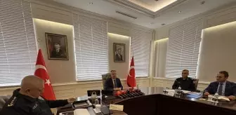 İzmir'de geçen yıl 212 suç çetesi çökertildi