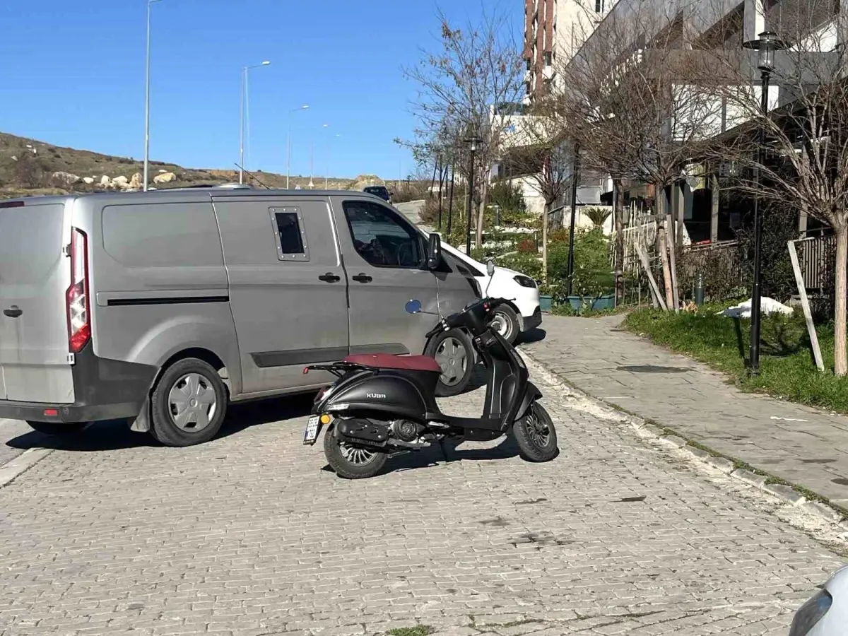 İzmir'de para nakil aracını soyan çete çökertildi: 9 şüpheli tutuklandı