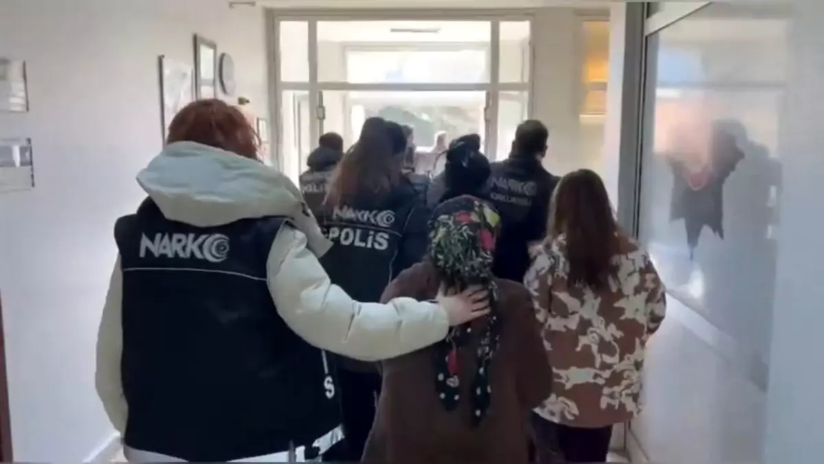 Kırklareli merkez ve Lüleburgaz'da uyuşturucu operasyonu: 5 tutuklama