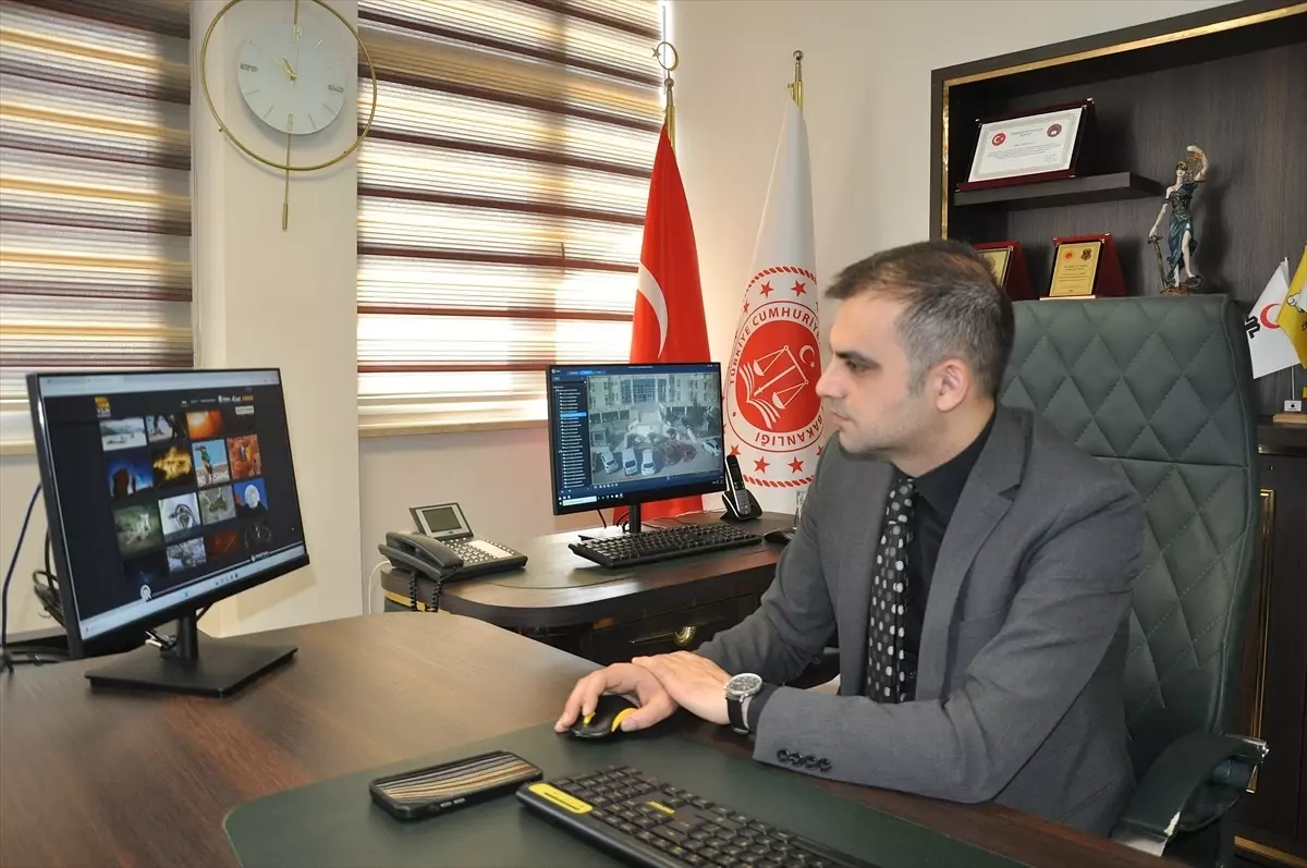 Silifke Cumhuriyet Başsavcısı Ahmet Akyıldız, AA'nın "Yılın Kareleri" oylamasına katıldı