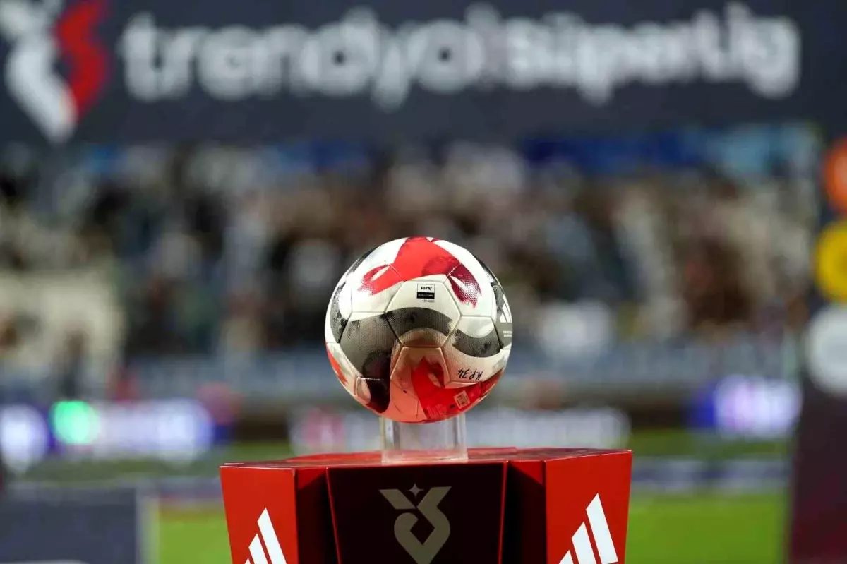 Trendyol Süper Lig'de ikinci yarı yarın başlayacak