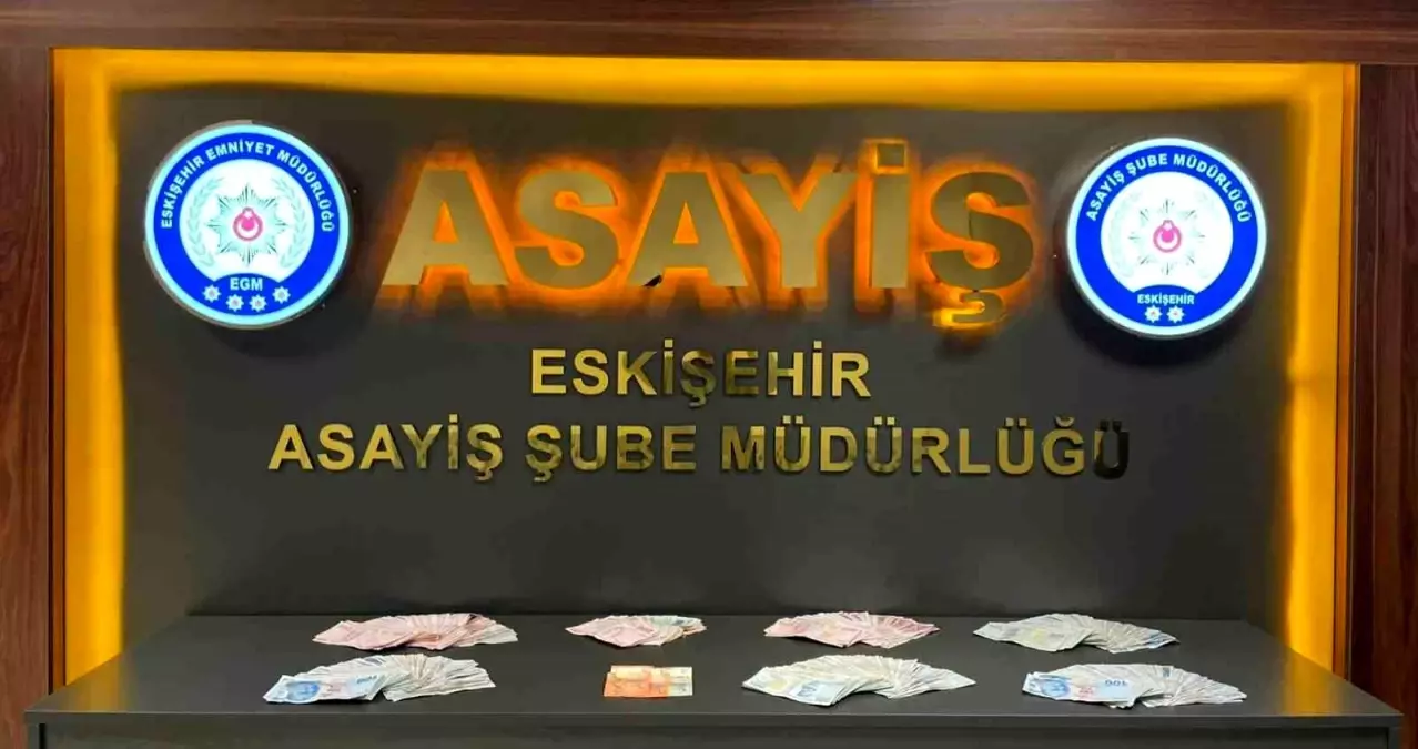 Vatandaşın 508 bin TL'lik ziynet eşyasını dolandıran şüpheli, Eskişehir girişinde yakalandı