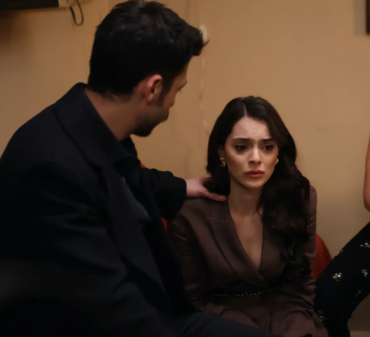 YILMAZ ERDOĞAN YAZDI, EBRU GÜNDEŞ SÖYLEDİ