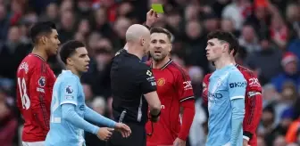 3 gol ofsayta takıldı! Manchester United derbide City'yi sahadan sildi