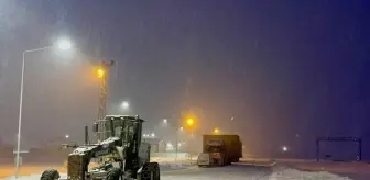 Ardahan'da Türkgözü-Posof-Damal kara yolu zincirsiz ağır tonajlı araçlara kapatıldı