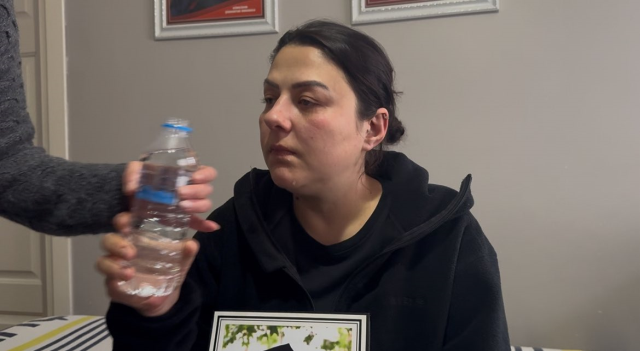 arkadaslari atlas in mezarina gul ve seker birakti 19473300 8255 m