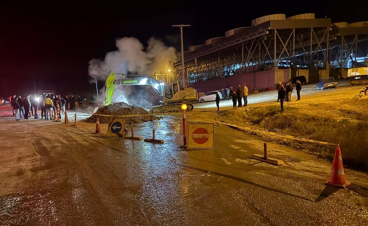 Aydın'da jeotermal boru hattında buhar sızıntısı yaşandı
