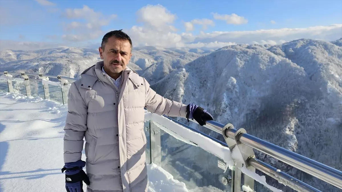 Beyaza bürünen Samanlı Dağları, kış safarisi yapmak isteyenleri ağırladı