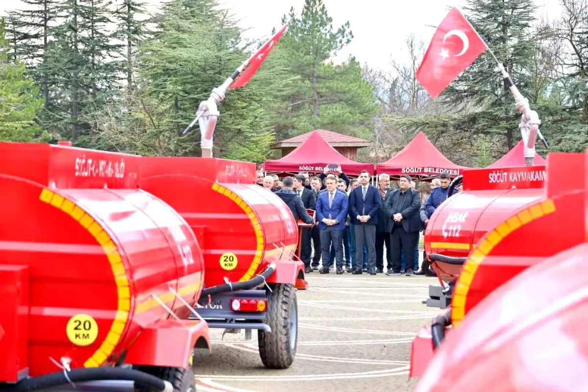 Bilecik'te 3 ton kapasiteli 15 adet su tankeri köylere teslim edildi