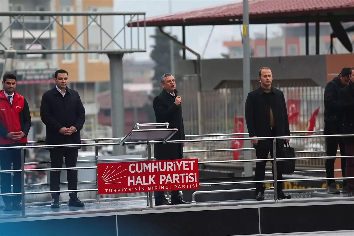 CHP Genel Başkanı Özgür Özel, partisinin Hatay mitinginde konuştu Açıklaması
