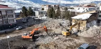 Depremlerin etkilediği Hekimhan'ın ilçe merkezi kentsel dönüşümle yenileniyor