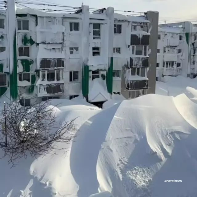 В Камчатке изображения, не уступающие ледниковой эпохе! Толщина снега достигла 4 этажа