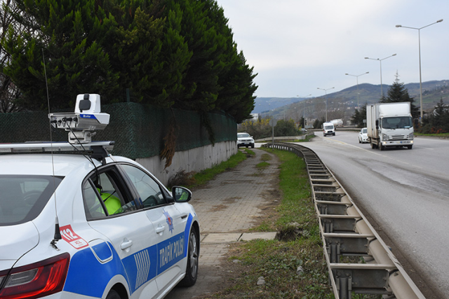 kamerayi gorunce yavaslayanlara kotu haber radar 19474205 8680 m