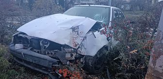 Karabük'te kamyonet ile otomobilin çarpıştığı kazada 3 kişi yaralandı